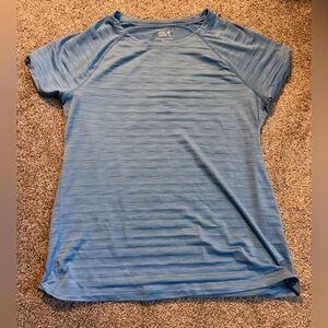 Mountain Hardwear Light Blue Short Sleeve Tee